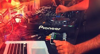 Dj Raschi Club in Berlin
